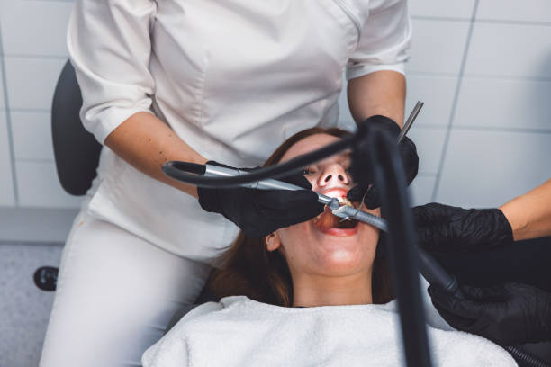 Best Emergency Dental Care for Broken or Chipped Teeth in Pine Ridge, FL